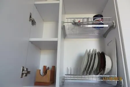 Smart-House Smart Kvartira S Kukhnei Vozle Metro. Kiev Ucraina