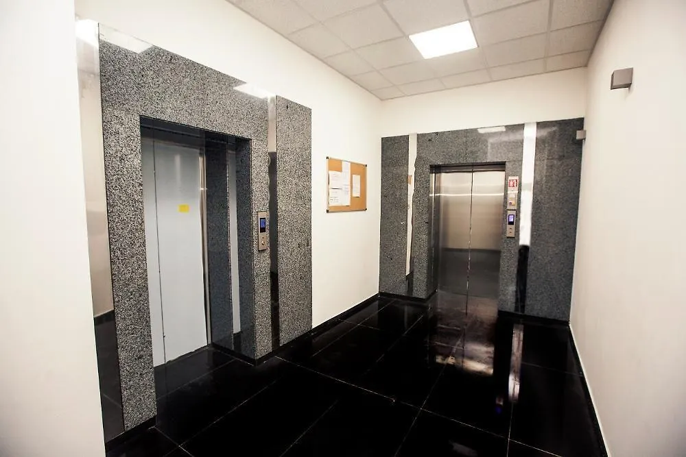 Smart-House Smart Kvartira S Kukhnei Vozle Metro. Киев Апарт-отель
