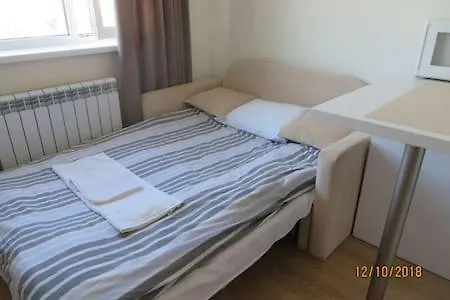Апарт-отель Smart-House Smart Kvartira S Kukhnei Vozle Metro. Киев
